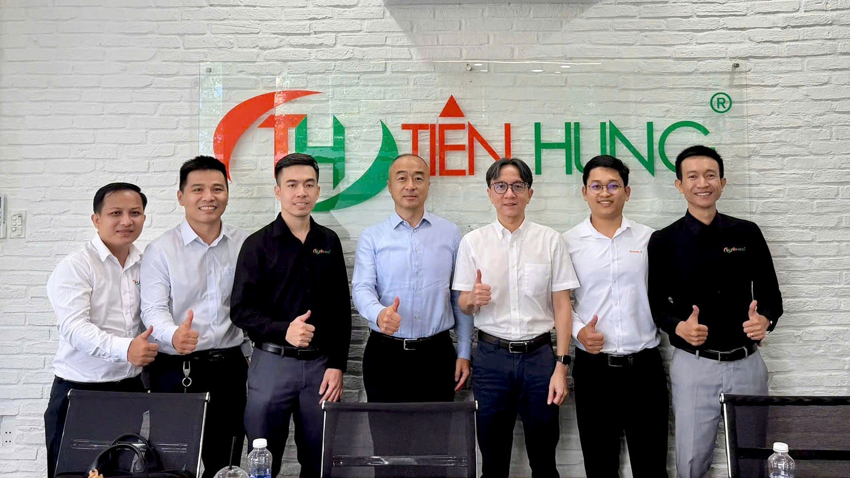 [TIN SỰ KIỆN] TIẾN HƯNG ĐÓN TIẾP ĐẠI DIỆN WEIDMÜLLER ASIA ĐẾN THĂM VÀ LÀM VIỆC TẠI VĂN PHÒNG CÔNG TY